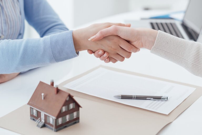A Successful Mortgage Deal between client and Broker
